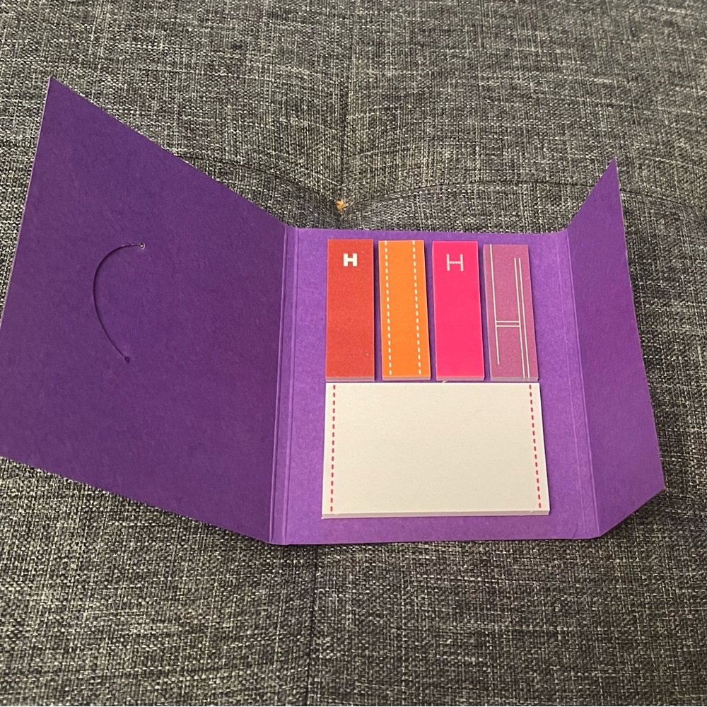 Rare HERMES Post It Set! New!